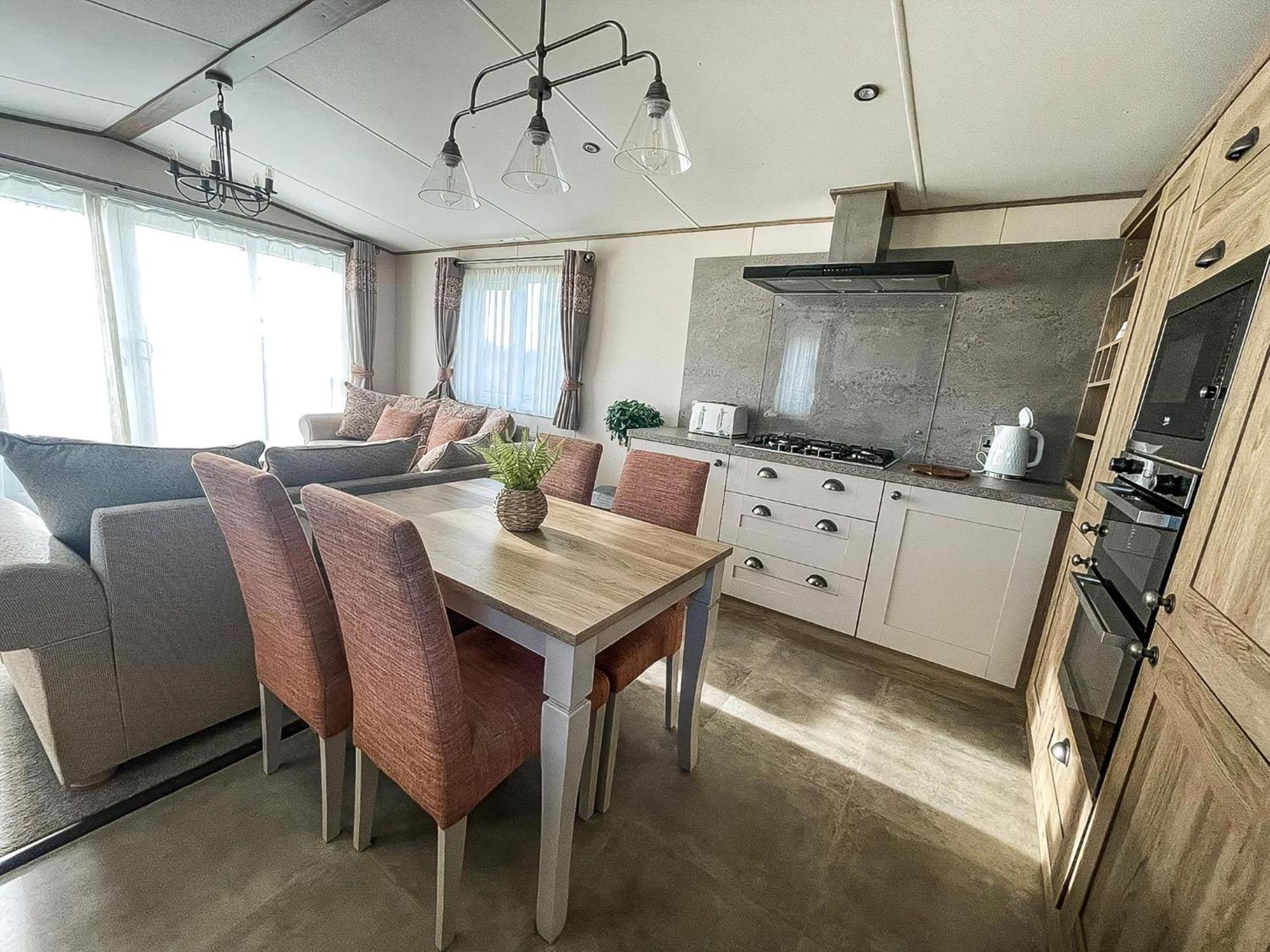 Stunning 8 Berth Caravan With Decking At Kessingland Beach Ref 90017D Benacre Eksteriør billede