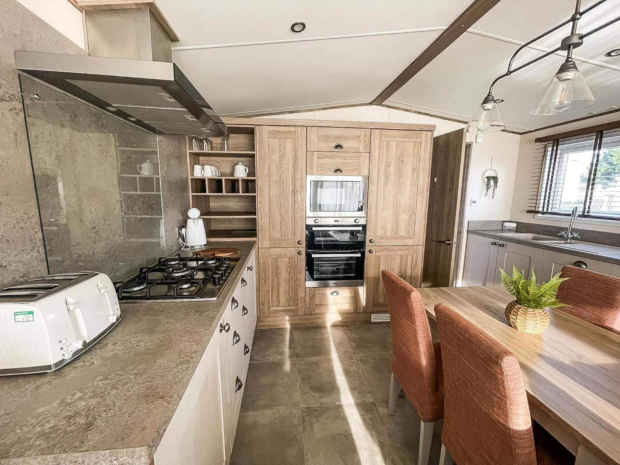Stunning 8 Berth Caravan With Decking At Kessingland Beach Ref 90017D Benacre Eksteriør billede